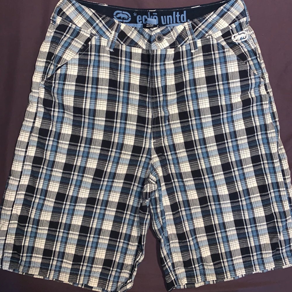 Plaid men’s shorts